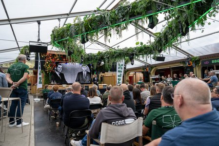 26091_ARF_079