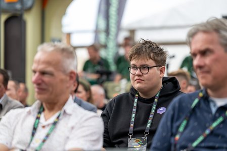 26091_ARF_086