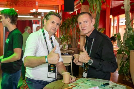 26091_ARF_192