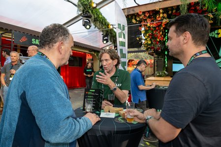 26091_ARF_208