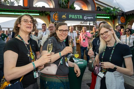26091_ARF_276